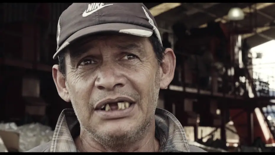 Видео к фильму Nueva mente — 'Nueva mente', de Ulises de la Orden - Trailer