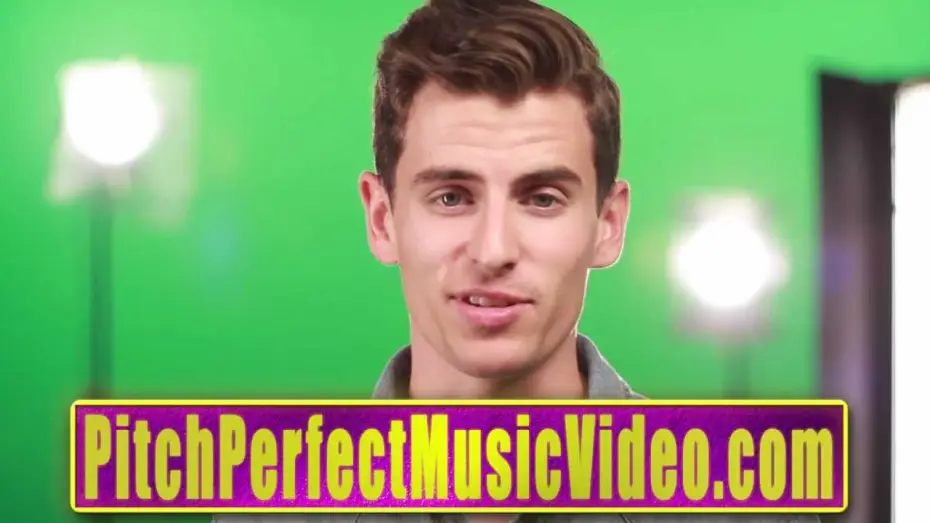 Видео к фильму Идеальный голос — Mike Tompkins Music Video Intro
