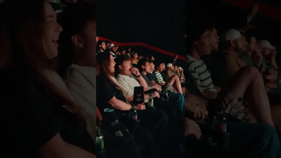 Видео к фильму На краю Оук-стрит — Audiences got a sneak peek in 4DX