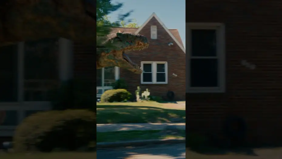 Видео к фильму На краю Оук-стрит — Same neighborhood, new neighbors.