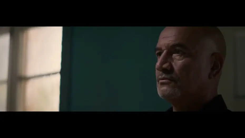 Видео к фильму На гребне волны. Возвращение — UK Trailer