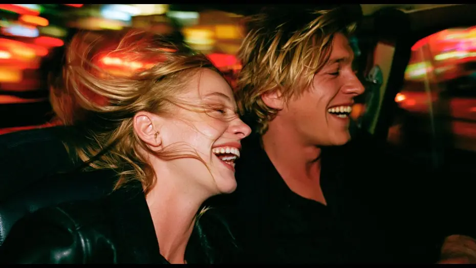 Видео к фильму Love's Fast Lane — Love's Fast Lane | Amore in Pista | Romantico | Film completo in italiano HD