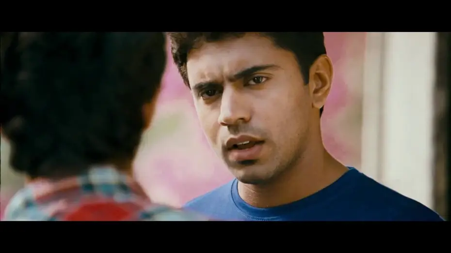 Видео к фильму തട്ടത്തിൻ മറയത്ത് — Thattathin Marayathu Trailer Full HD -  2012