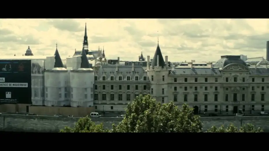 Видео к фильму Наблюдатель — Il Cecchino - Trailer