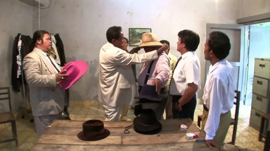 Видео к фильму Акт убийства — The act of killing - Trailer subtitulado en español (HD)