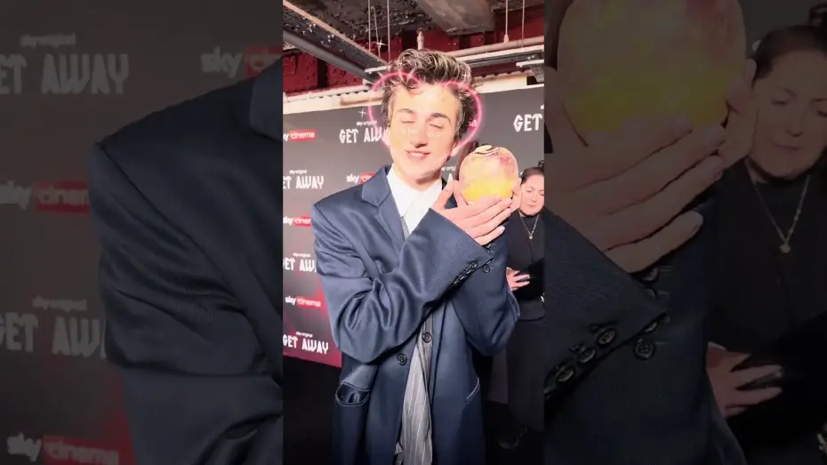 Видео к фильму Адские каникулы — That swede swede red carpet content