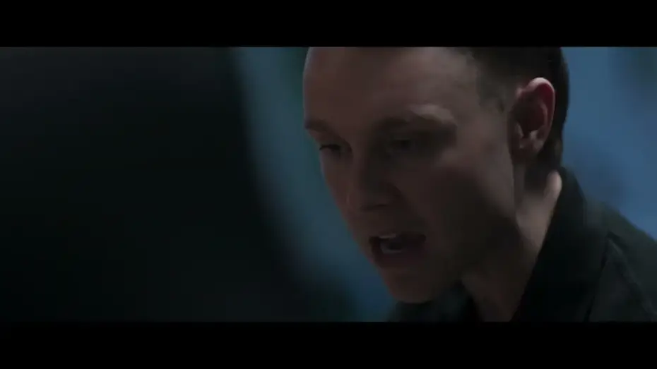 Видео к фильму Боксёр — Official Trailer