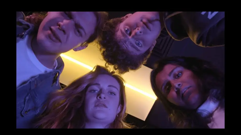 Видео к фильму Lockdown — "Lockdown": A Sci-Fi Drama Short Film By Zoe Wynns and Jing Chen