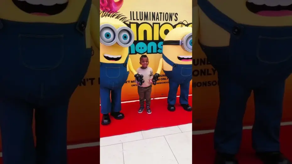 Видео к фильму Миньоны и монстры — Official chaos rating: 10/10. See the Minions for yourself around SA during the Minions on tour