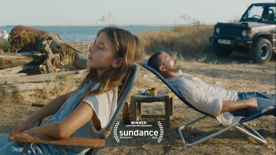 Видео к фильму Κράτα Με — HOLD ONTO ME (ΚΡΑΤΑ ΜΕ) | Official Trailer 2026