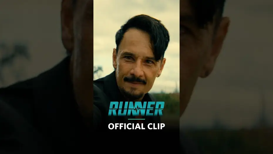 Видео к фильму Курьер — How do you say in English "pé errado"?