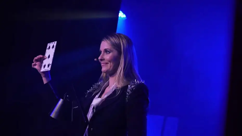 Видео к фильму Caroline Marx - Girl Power — Caroline Marx - Spectacle "GIRL POWER"