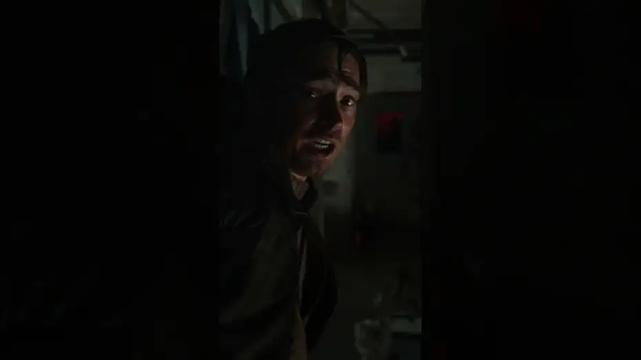 Видео к фильму Обитель зла — Better find some ammo.