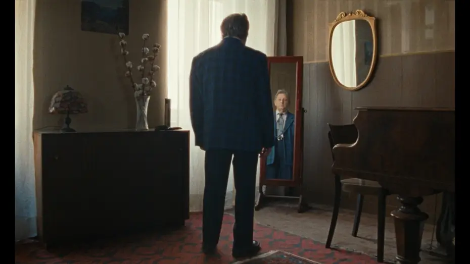 Видео к фильму The Loneliest Man in Town — Trailer [Subtitled]