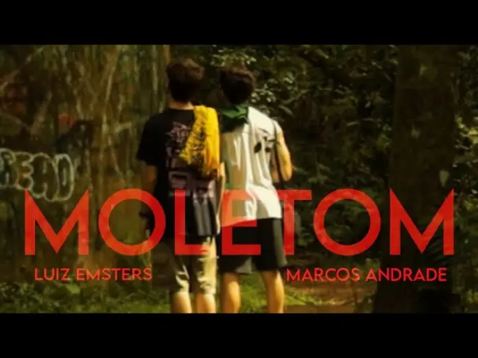 Видео к фильму MOLETOM — MOLETOM - CURTA-METRAGEM