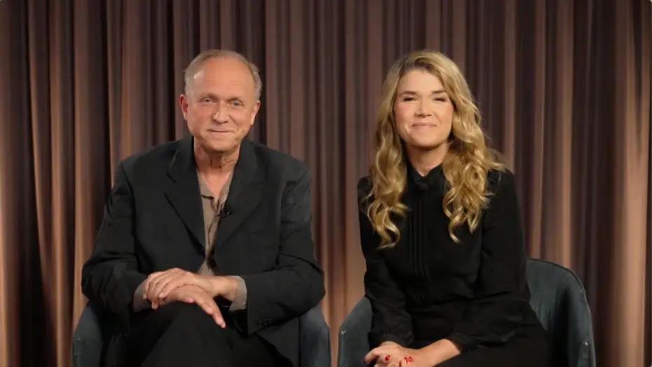 Видео к фильму Dann passiert das Leben — Anke Engelke & Ulrich Tukur über DANN PASSIERT DAS LEBEN - ab 6. November nur im Kino.