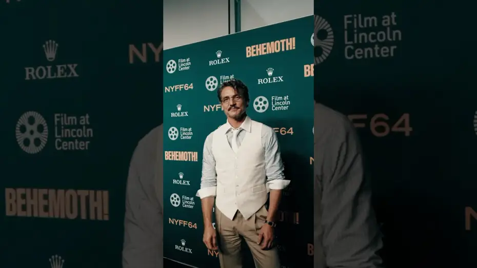 Видео к фильму Бегемот! — Pedro Pascal
