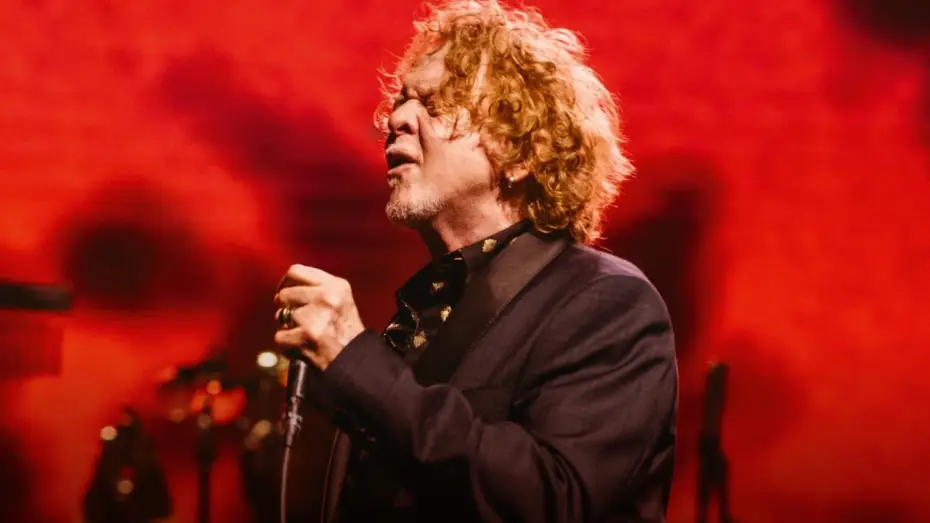 Видео к фильму Simply Red – Live in Santiago de Chile — Simply Red - Something Got Me Started (En direct de Santiago)