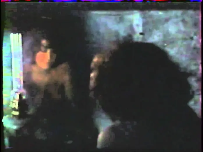Видео к фильму La Grande Trouille — Tendre Dracula " J'ai peur du noir j'ai peur du loup" les débuts de Miou Miou en chanteuse denudée
