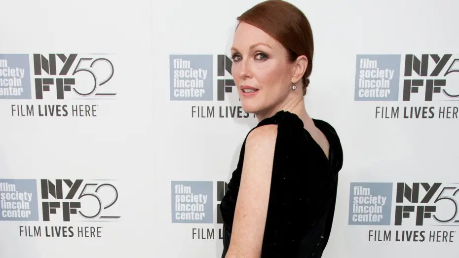Видео к фильму Звёздная карта — NYFF52 "Maps to the Stars" Red Carpet | Julianne Moore