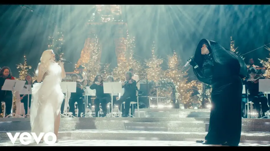 Видео к фильму Christina Aguilera: Christmas in Paris — Christina Aguilera, Yseult - Ave Maria (Live from the Eiffel Tower - Official Video)