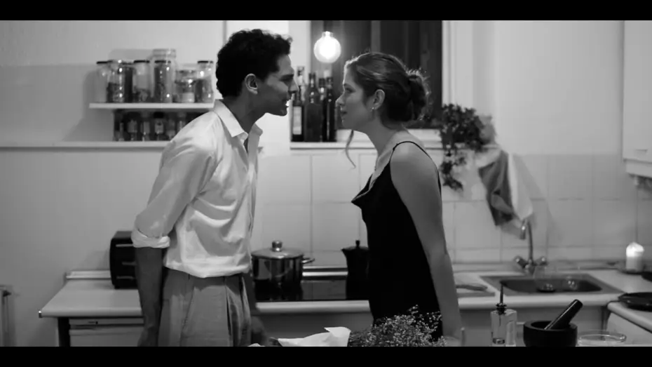 Видео к фильму Otro año y contando — Otro año y contando | Teaser trailer cortometraje