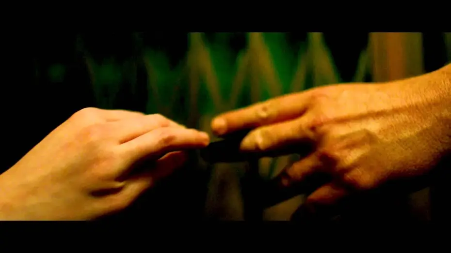 Видео к фильму Как поймать монстра — Lost River trailer español en HD - www.bettapictures.com