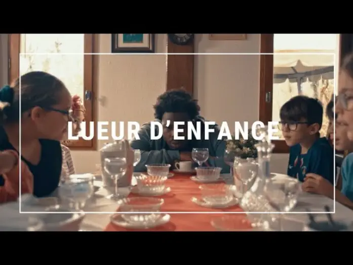 Видео к фильму Lueur d'Enfance — Lueur d'enfance
