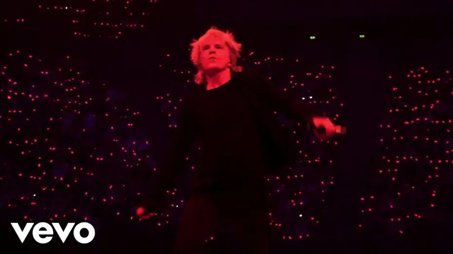 Видео к фильму Indochine - Arena Tour, le concert événement — Indochine - Victoria (Arena Tour, Le Film)