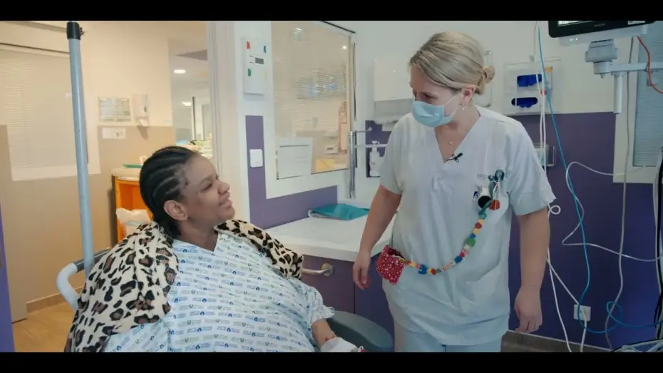 Видео к фильму L’Hôpital des Premiers Jours — L'hôpital des premiers jours - Extrait