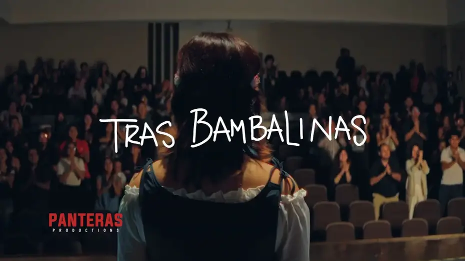 Видео к фильму Tras bambalinas — TRAS BAMBALINAS | CORTOMETRAJE falso documental teatral