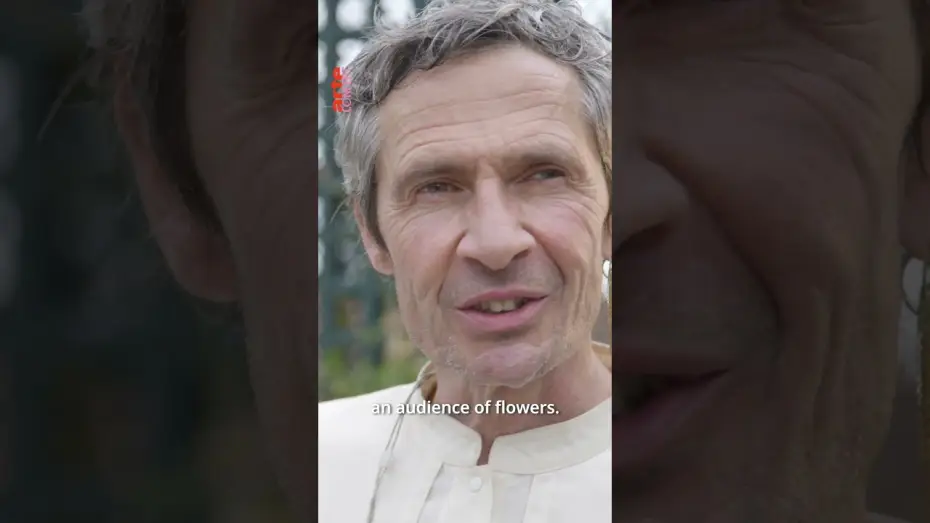 Видео к фильму Irène Drésel @ Passengers — @IreneDresel's Electro Music Blossoms in a Rose Garden! #shorts #rose #garden - ARTE Concert
