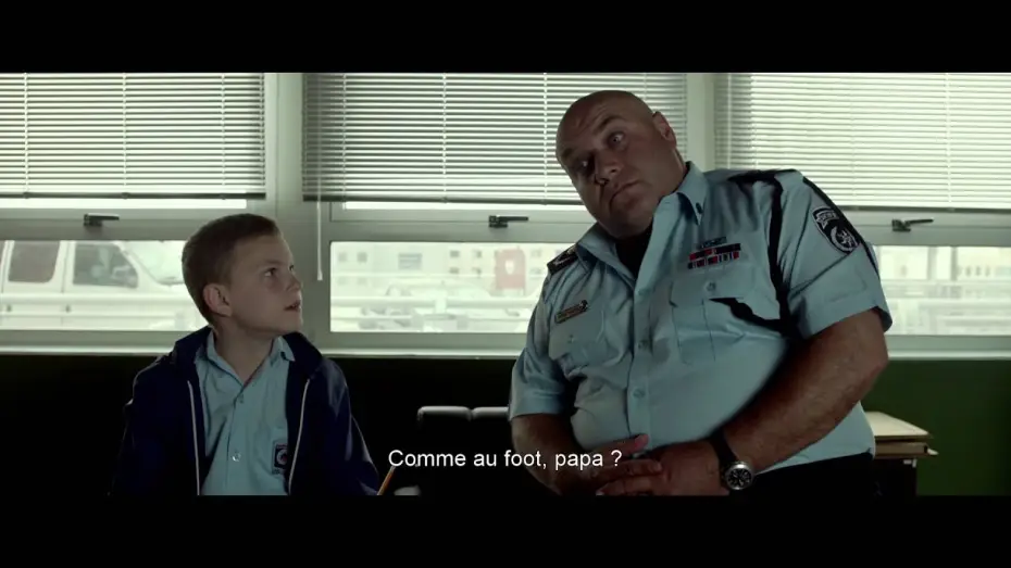 Видео к фильму Очень плохие парни — BIG BAD WOLVES Extrait Bouche-toi les oreilles VOST
