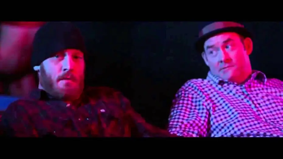 Видео к фильму Дешёвая острота ощущений — "Strip Club" (Official Clip)