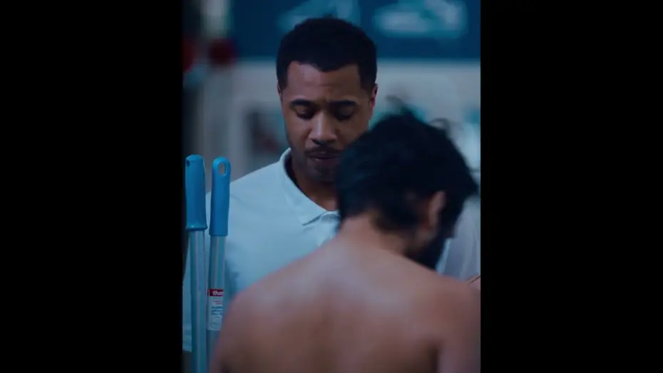 Видео к фильму À la nage! — Teaser 1 - À LA NAGE !
