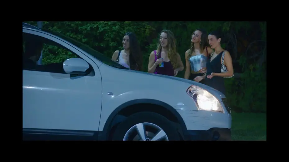 Видео к фильму Aquí nos conocemos todos — Aquí nos conocemos todos - Cortometraje Tráiler oficial 2025
