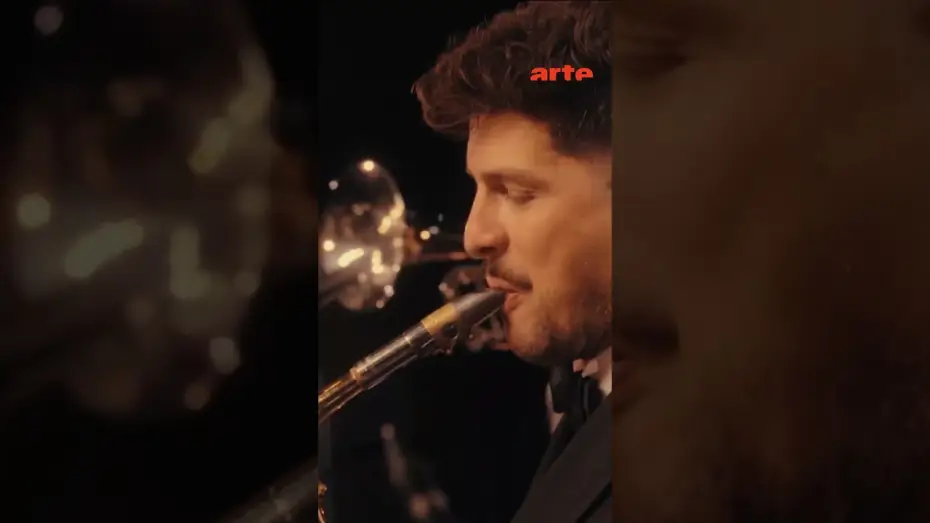 Видео к фильму RAYE live at Montreux Jazz Festival — RAYE invites Alicia Keys on stage at the Montreux Jazz Festival ✨ – ARTE Concert
