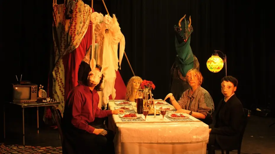 Видео к фильму The Dinner Party — The Dinner Party- Horror Short Film