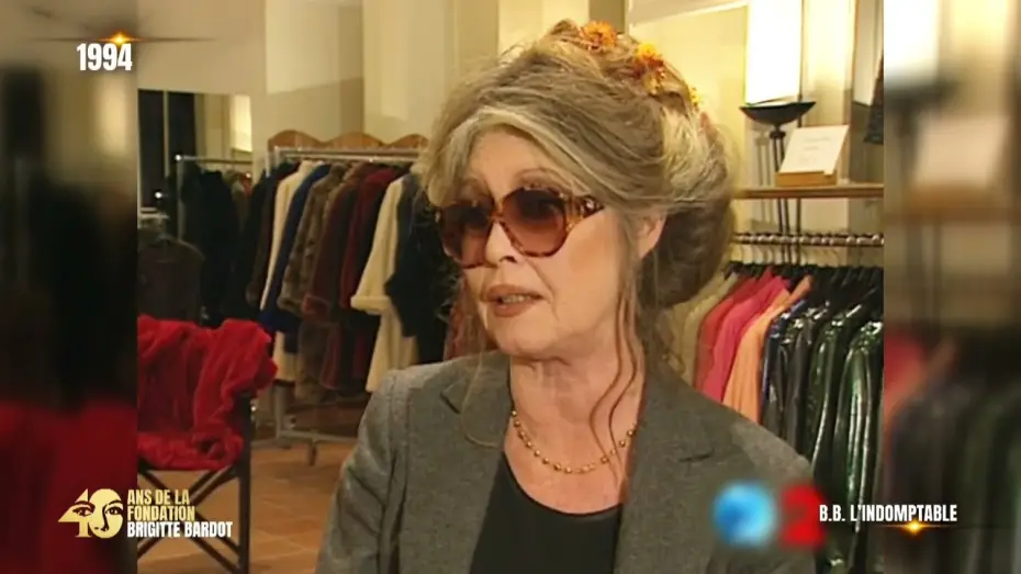Видео к фильму Brigitte Bardot - Le combat en héritage — 40 ans de la FBB - Le combat en héritage : Un franc-parler au service des animaux