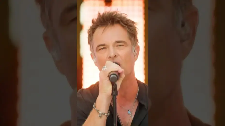Видео к фильму Versailles en fête — "Vivre pour le meilleur" au château de Versailles 🔥 #DavidHallyday