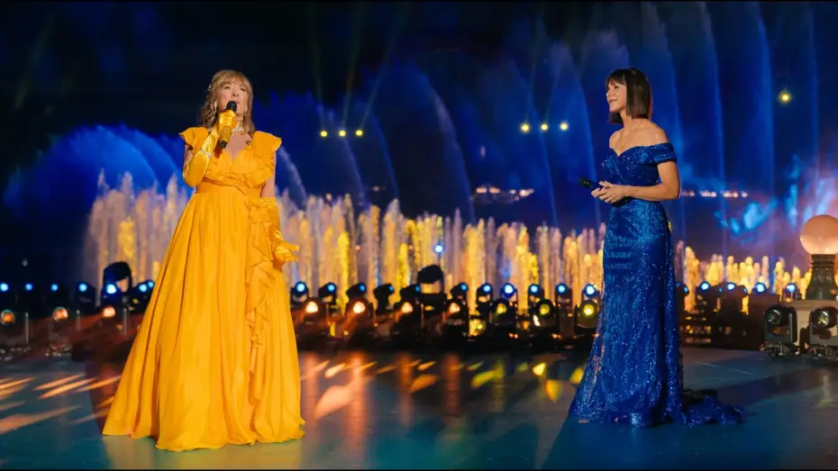 Видео к фильму Disney Princess: The Ultimate Concert Celebration — Paige O’Hara & Susan Egan "Belle (Reprise) / Something There"