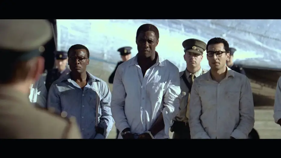 Видео к фильму Долгая дорога к свободе — Mandela: Del Mito al Hombre - Tráiler Oficial en español HD