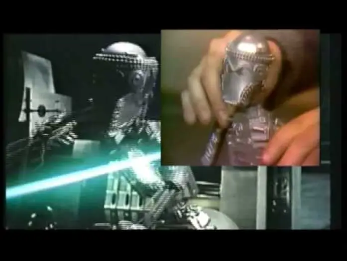 Видео к фильму Столкновение звёзд — StarCrash - Interviews with Luigi Cozzi and Caroline Munro