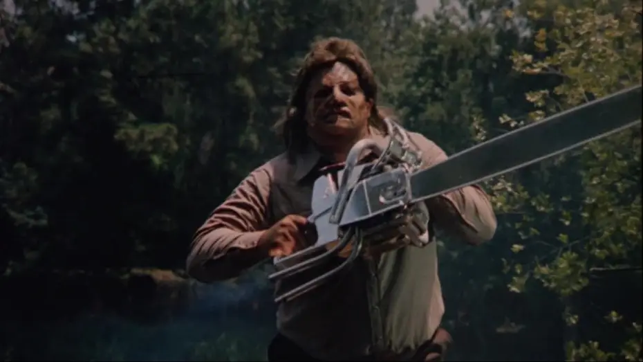 Видео к фильму Техасская резня бензопилой 3: Кожаное лицо — Leatherface: Massacre à la tronçonneuse III (1990) Bande annonce VF-HD