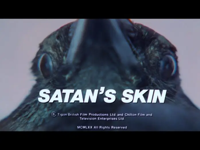 Видео к фильму Обличье сатаны — Satan's Skin - Opening Titles