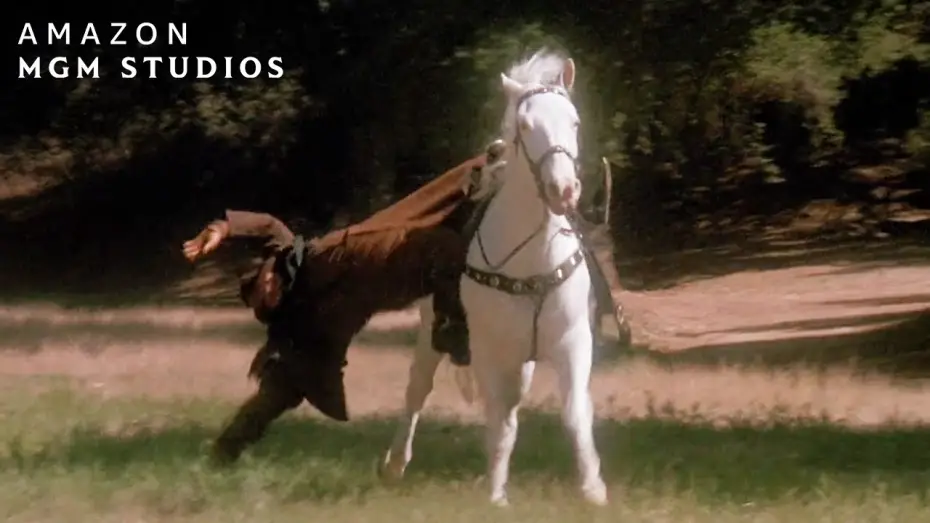 Видео к фильму В бреду — Horseback Riding Rescue Scene
