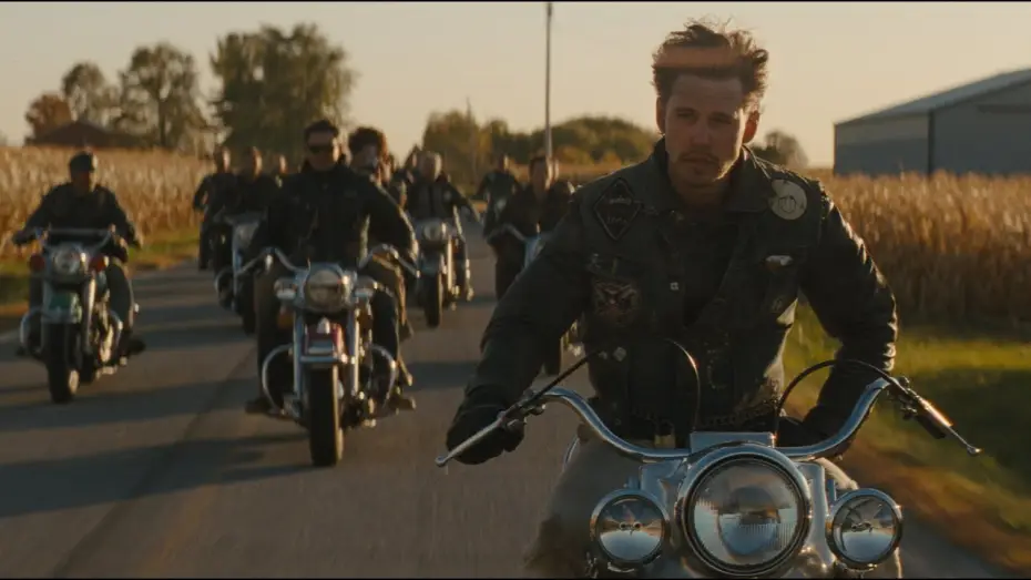 Видео к фильму Байкеры | THE BIKERIDERS - Secondo Trailer Ufficiale