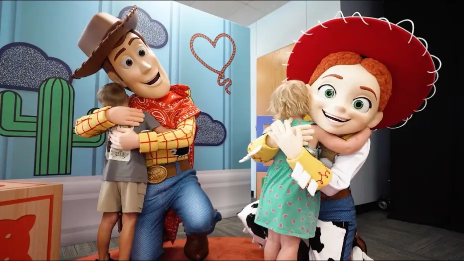 Видео к фильму История игрушек 5 — Children’s Hospital Activations