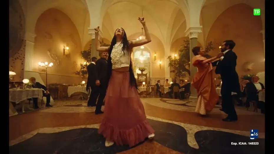 Видео к фильму Бедные-несчастные | Escena: 'El baile'