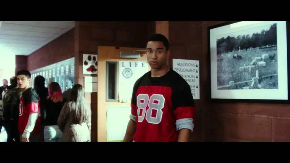Видео к фильму Все болельщицы умрут — ALL CHEERLEADERS DIE - Bande Annonce VF